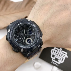 Đồng hồ nam Casio G-Shock GA-2000SKE