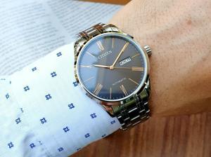 Đồng hồ nam Citizen NH8360-80J