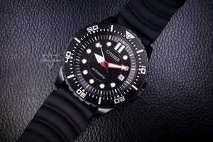 Đồng hồ nam Citizen NJ0125-11E