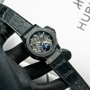 Đồng hồ nam Hublot 547.CX.0170.LR