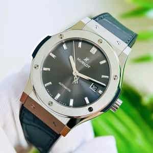 Đồng hồ nam Hublot Classic Fusion Automatic Titanium Racing Grey 542.NX.7071.LR