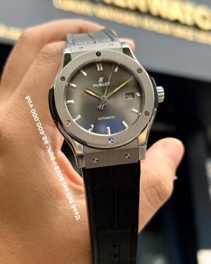 Đồng hồ nam Hublot Classic Fusion Automatic Titanium Racing Grey 542.NX.7071.LR