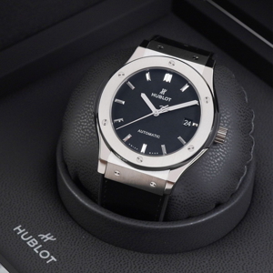 Đồng hồ nam Hublot Classic Fusion 511.NX.1171.LR