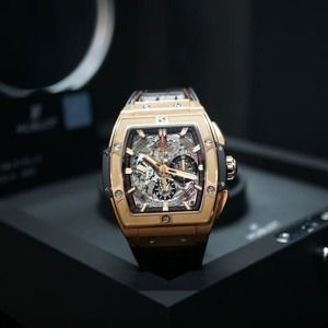 Đồng hồ nam Hublot Spirit Of Big Bang 641.OX.0183.LR