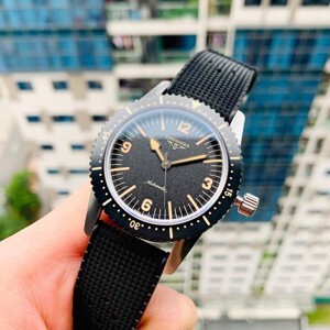 Đồng hồ nam Longines Heritage Skin Diver L2.822.4.56.9 L28224569