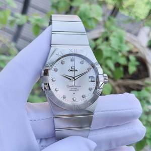 Đồng hồ nam Omega 123.10.38.21.52.001