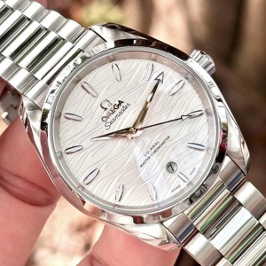 Đồng hồ nam Omega 220.10.38.20.02.002