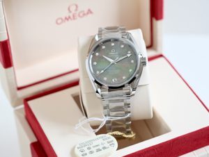 Đồng hồ nam Omega 220.10.38.20.57.001