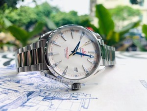 Đồng hồ nam Omega 231.10.42.21.02.004