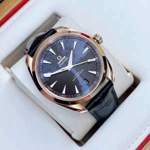 Đồng hồ nam Omega Aqua Terra 150m Co‑Axial Master Chronometer 220.53.41.21.13.001 22053412113001