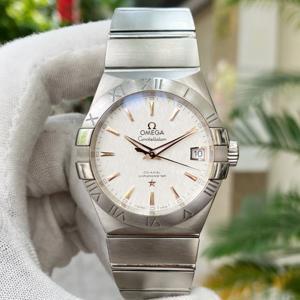 Đồng hồ nam Omega Constellation 123.20.38.21.02.008