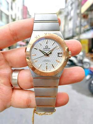 Đồng hồ nam Omega Constellation 123.20.38.21.02.008