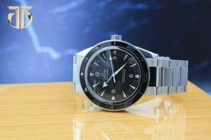 Đồng hồ nam OMEGA Seamaster 300 233.30.41.21.01.001