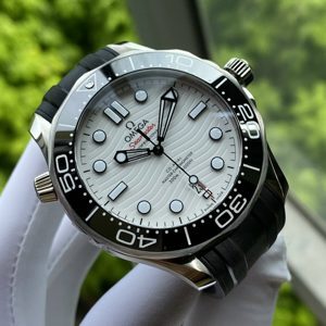 Đồng hồ nam Omega Seamaster Diver 300m 210.32.42.20.04.001 21032422004001