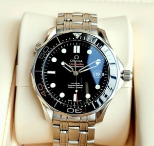 Đồng hồ nam Omega Seamaster Diver 300m 210.30.42.20.01.001 21030422001001