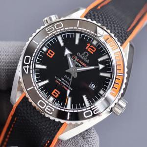 Đồng hồ nam Omega Seamaster Planet Ocean 215.32.44.21.01.001