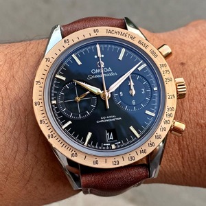 Đồng hồ nam Omega Speedmaster 331.22.42.51.01.001