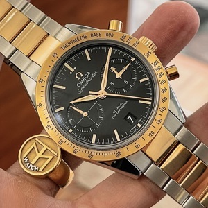 Đồng hồ nam Omega Speedmaster 331.20.42.51.01.002