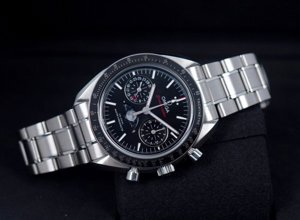 Đồng hồ nam Omega Speedmaster Moonphase Chronograph Master Chronometer 304.30.44.52.01.001