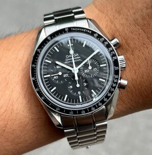 Đồng hồ nam Omega Speedmaster Moonwatch Co-Axial Chronograph 311.30.42.30.01.006