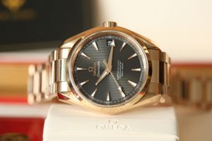 Đồng hồ nam Omega Seamaster Aqua Terra 231.50.39.21.06.003