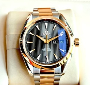 Đồng hồ nam Omega Seamaster Aqua Terra 231.20.43.22.06.002