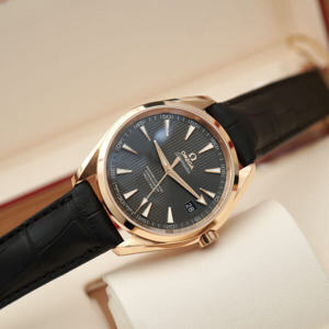 Đồng hồ nam Omega Seamaster Aqua Terra 231.53.42.21.06.002