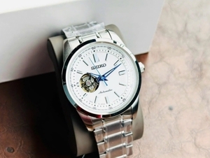 Đồng hồ nam Seiko SCVE049