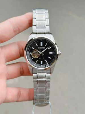 Đồng hồ nam Seiko SCVE053