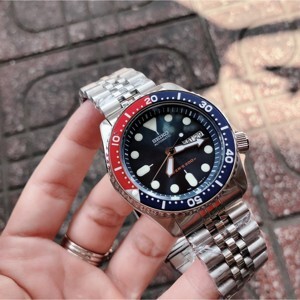 Đồng hồ nam Seiko SKX009K2