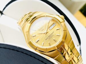 Đồng hồ nam Seiko SNZE32K1