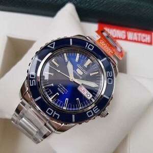 Đồng hồ nam Seiko SNZH53J1