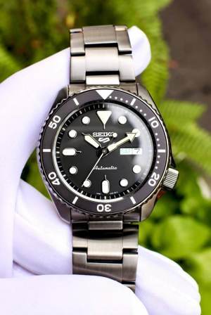 Đồng hồ nam Seiko SRPD65K1