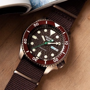 Đồng hồ nam Seiko SRPD85K1