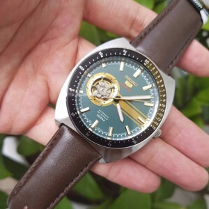 Đồng hồ nam Seiko SSA333K1