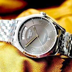 Đồng hồ nam Tissot T038.430.11.067.00