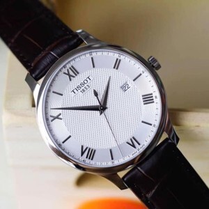 Đồng hồ nam Tissot T063.610.16.038.00