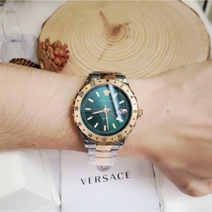 Đồng hồ nam Versace V11050016