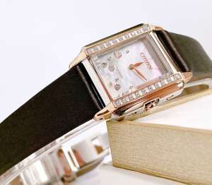 Đồng hồ nữ Citizen EG7068-16D
