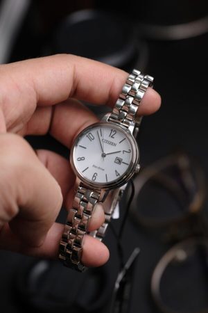 Đồng hồ nữ Citizen EW2440-53A