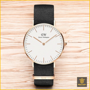 Đồng hồ nữ Daniel Wellington DW00100259