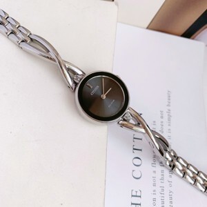 Đồng hồ nữ dây kim loại Citizen EX1420