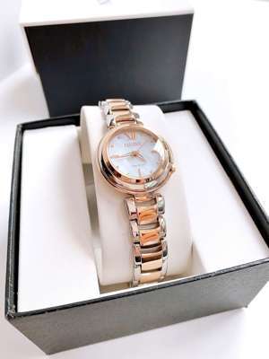 Đồng hồ nữ dây thép không gỉ Citizen Eco-Drive EM0335-51D