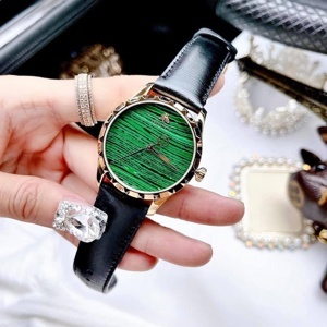 Đồng hồ nữ Gucci YA126463