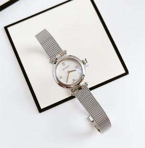 Đồng hồ nữ Gucci YA141504