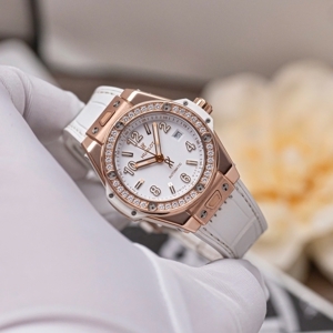 Đồng hồ nữ Hublot 485.OE.2080.RW.1204