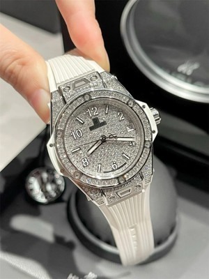 Đồng hồ nữ Hublot Big Bang 465.SE.9010.RW.1604