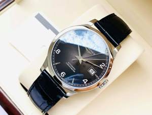 Đồng hồ nữ Longines L2.820.4.56.2