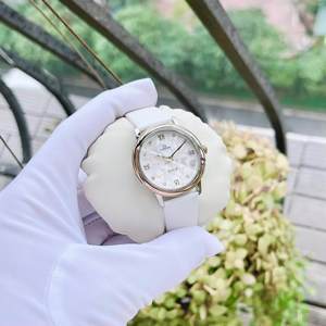 Đồng hồ nữ Omega De Ville 424.22.33.60.52.001 Prestige Watch 32.7mm