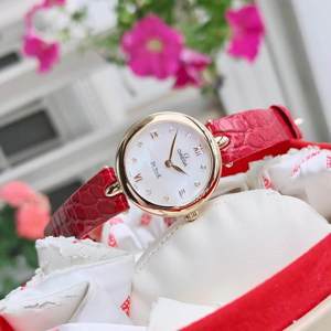Đồng hồ nữ Omega De Ville 424.53.27.60.55.001
